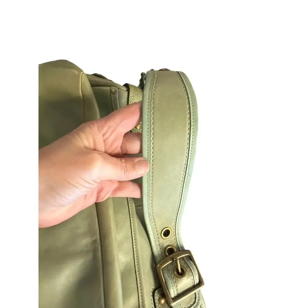 Authentic Coach Legacy Two Toned Leigh Purse. - Picture 11 of 11
